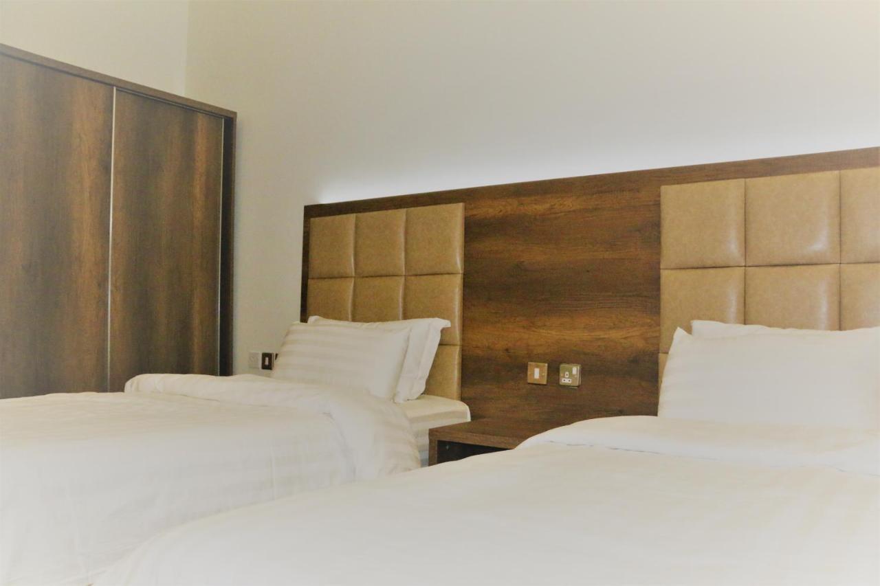 البريمي Al Deafah Hotel Apartment الضيافة للشقق الفندقية المظهر الخارجي الصورة